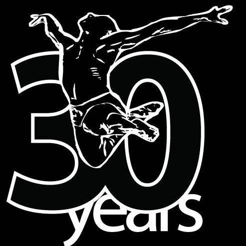 Logotipo de Triknia Dance Company