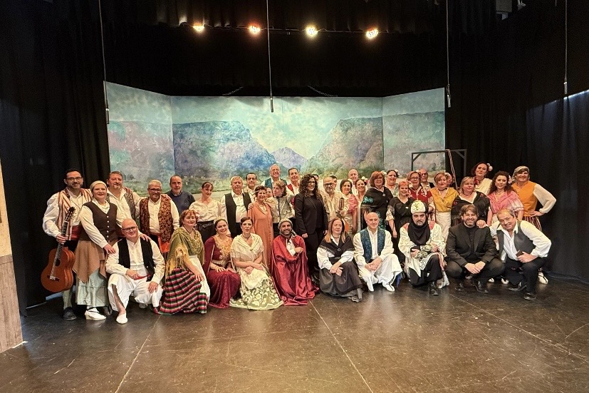 Logotipo de Asokultura teatro