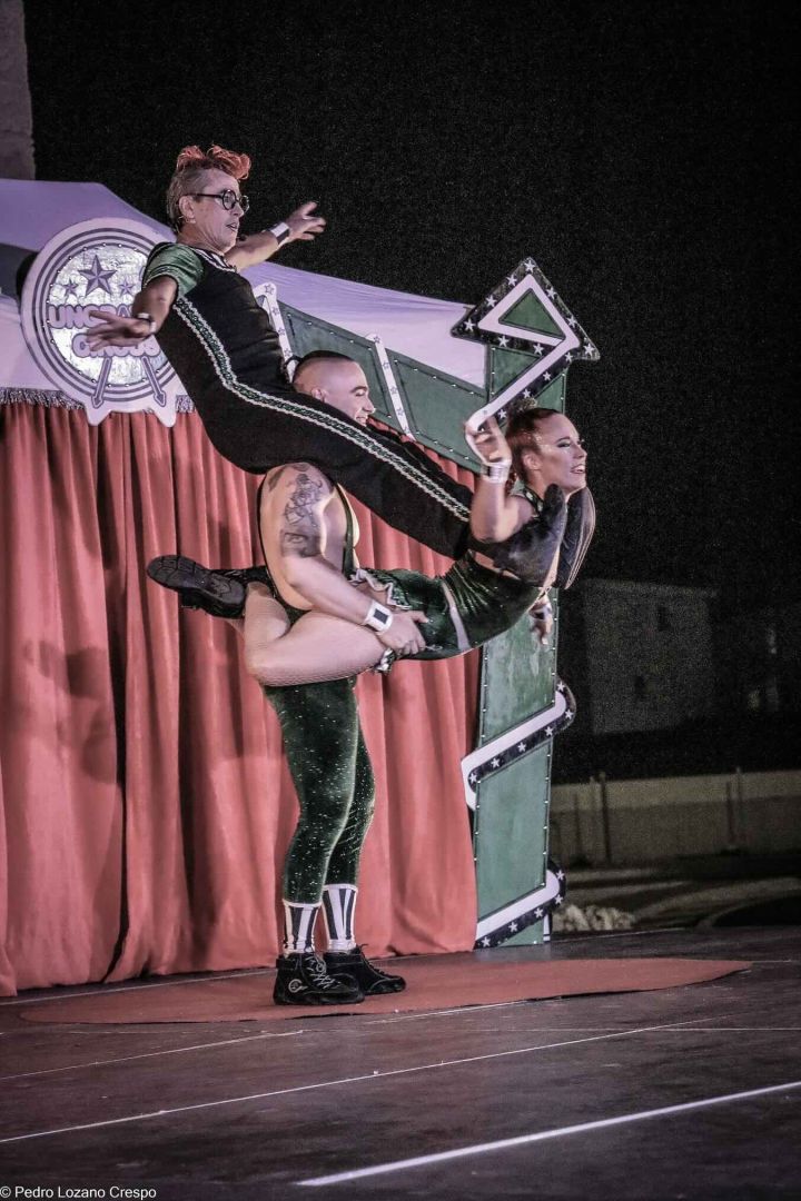 Logotipo de Ungravity Circus