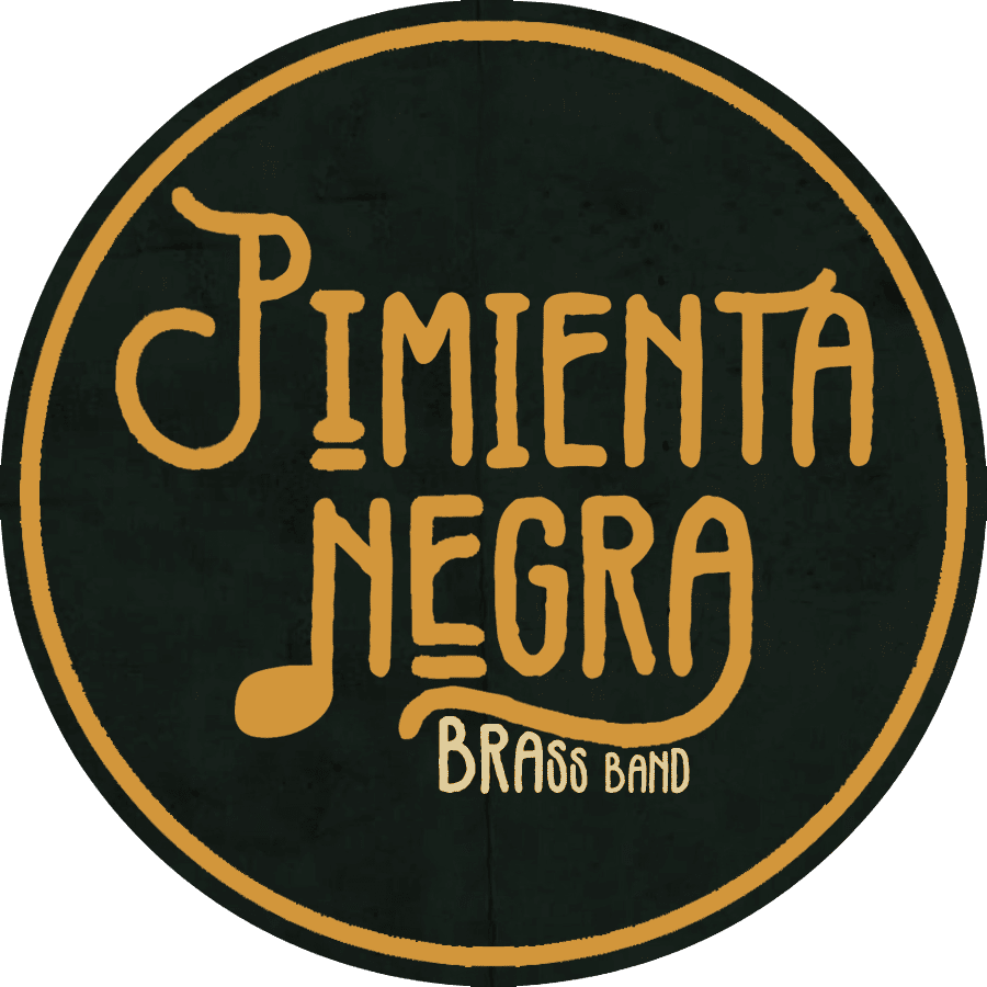 Logotipo de Pimienta Negra Brass Band