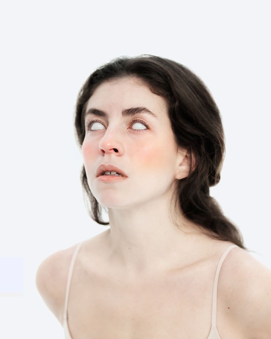 Logotipo de Macarena Regueiro