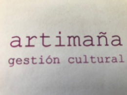 Logotipo de artimaña. gestión cultural