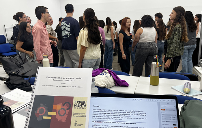 Pensamiento a Escena Aula: el pensamiento crítico con las artes escénicas como detonante, en las aulas
