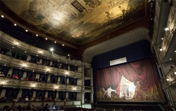 El Teatro Cervantes convoca audiciones para la selección de 6 bailarinas/es de Danza Española 