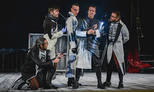 Ron Lalá , con "Crimen y telón", abre este sábado la 34ª edición del Festival de Teatro y Danza ‘Castillo de Niebla’