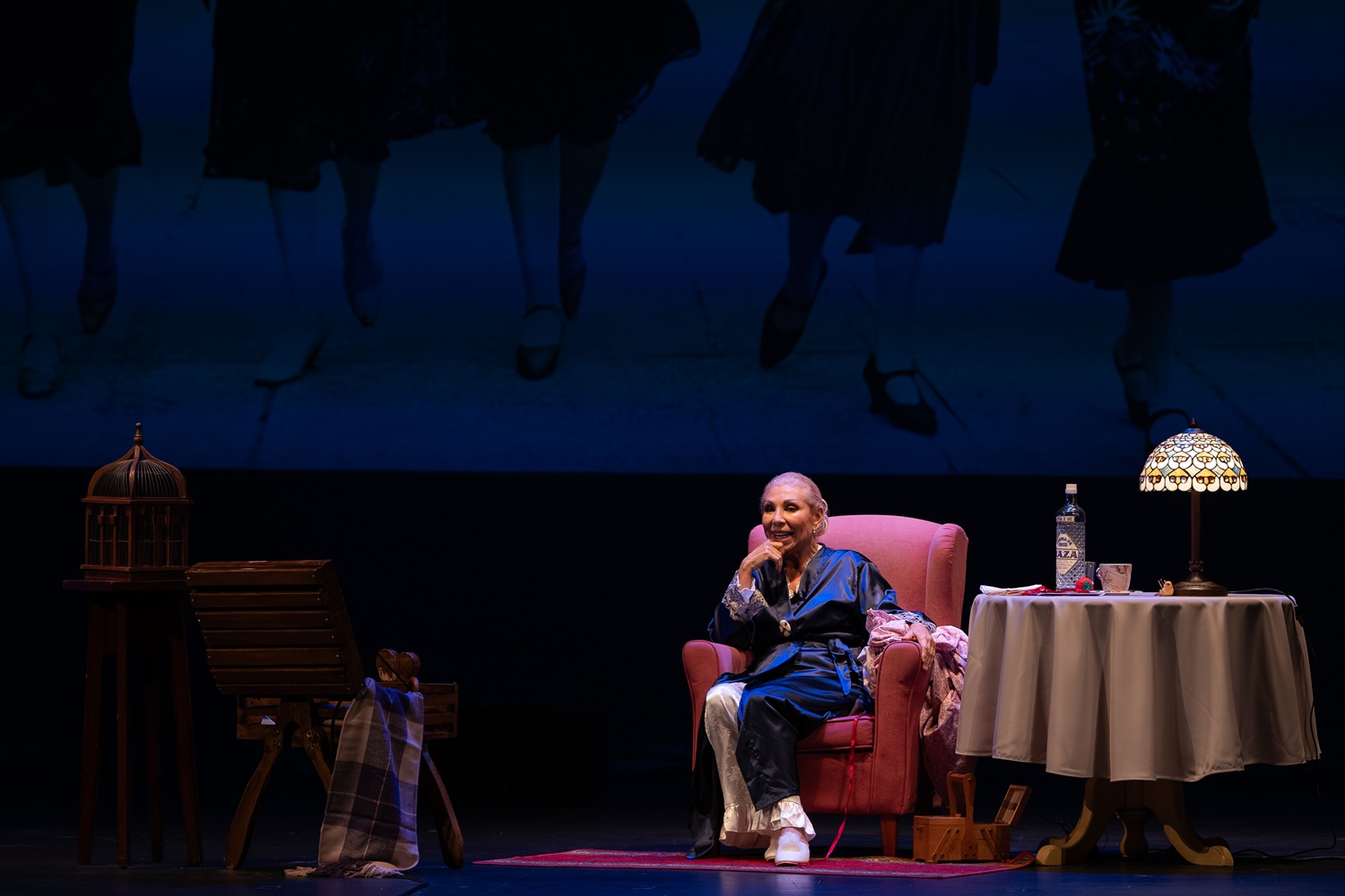 Le ordeno a usted que me quiera