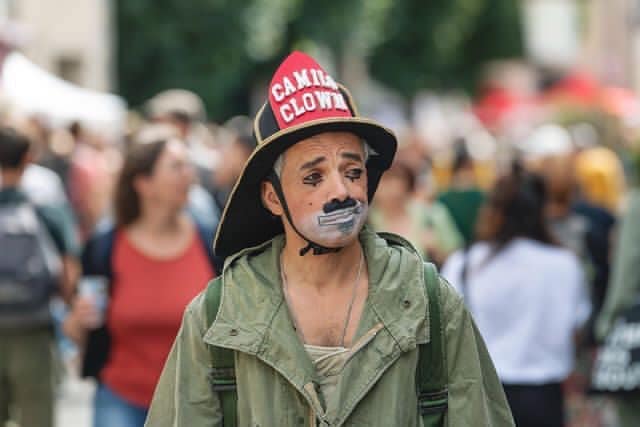 Camilo bombero ESPECTÁCULO DE CALLE