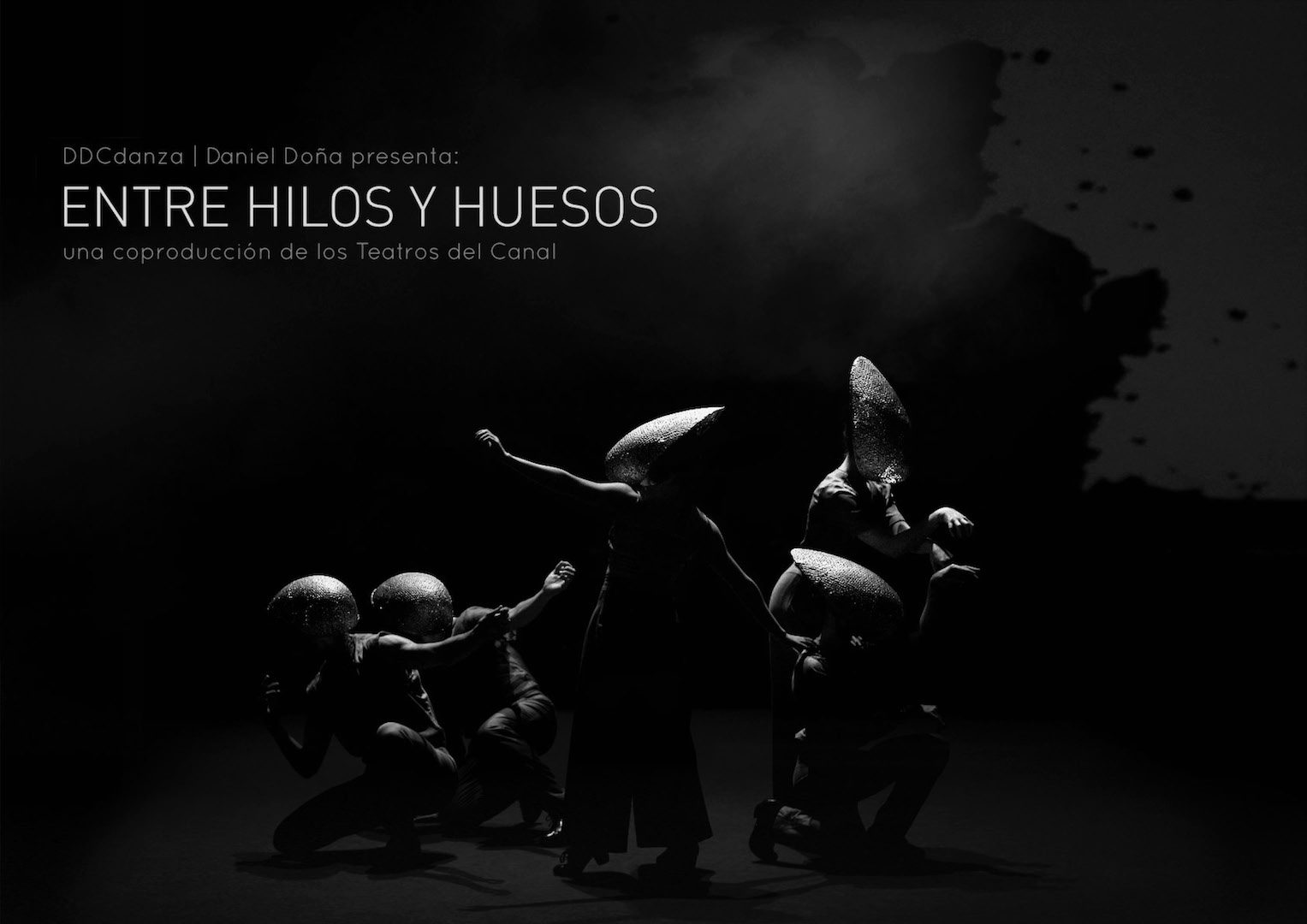 ENTRE HILOS Y HUESOS
