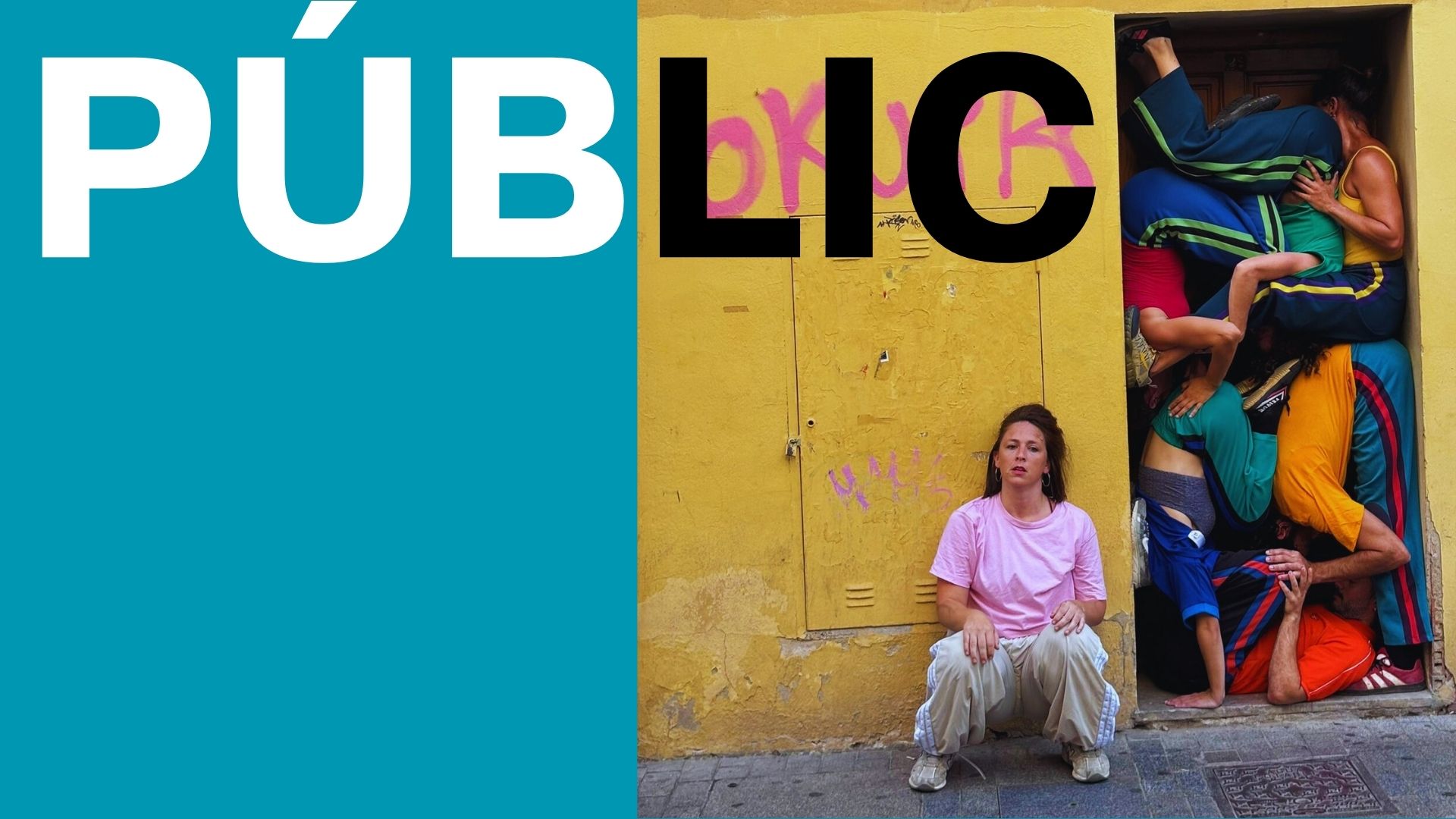 PÚBLIC