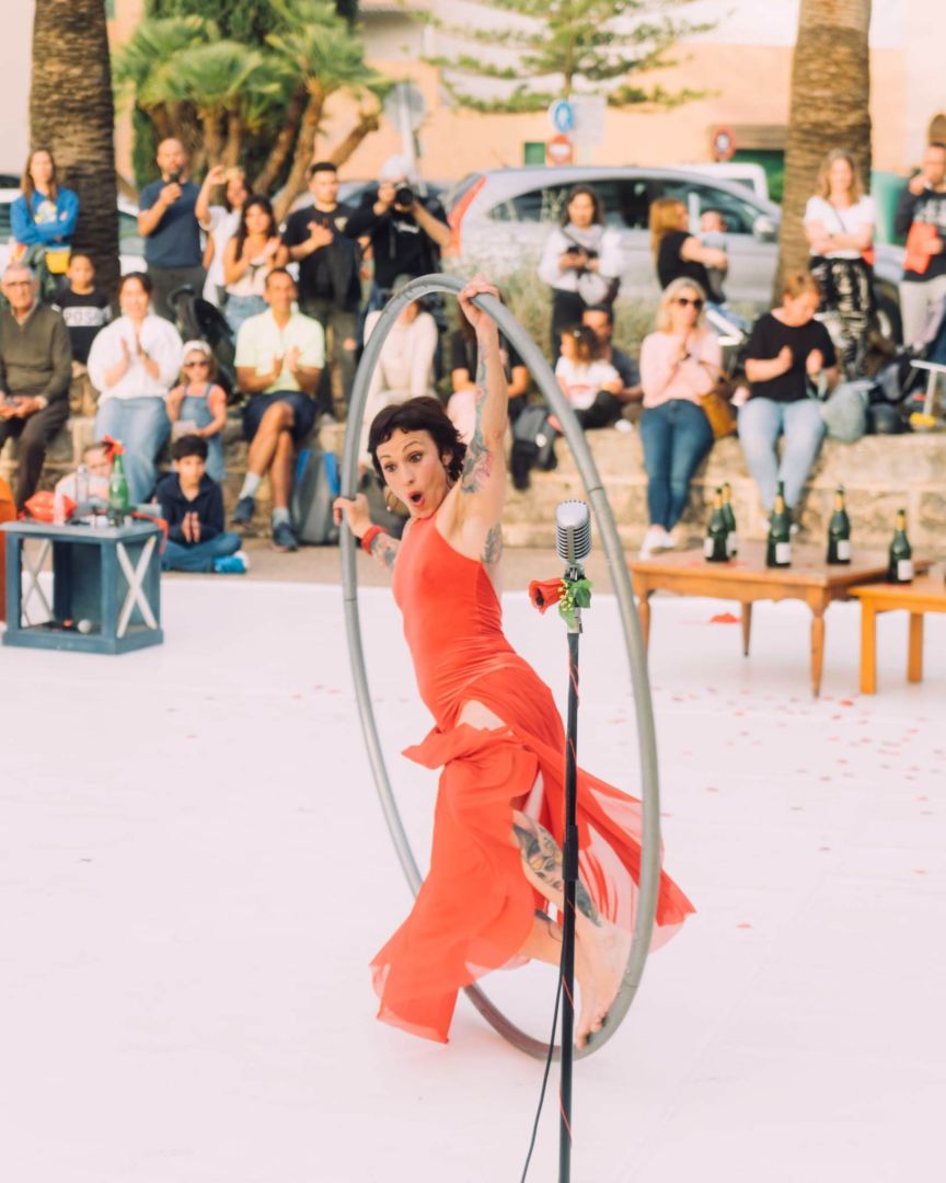 Crisálida: All you need is love