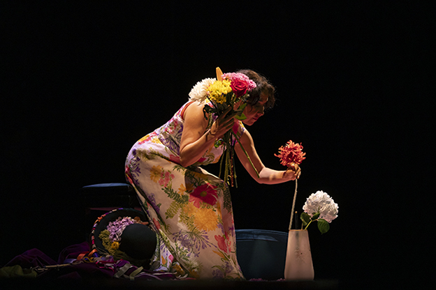 FLORes