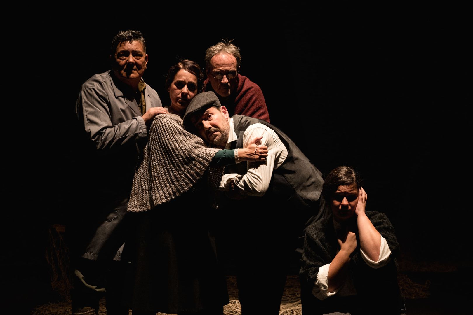 EL PESO DEL SILENCIO