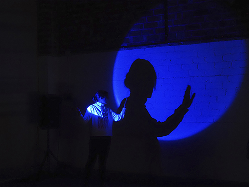 Ciborgmística: electromagnetic waves