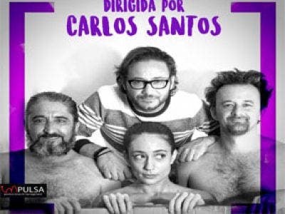 Un Tonto en una Caja