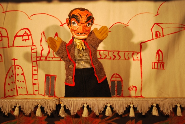 EL RETABLILLO DE DON CRISTÓBAL