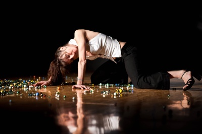 Between marbles. Lorenzo di Nozzi