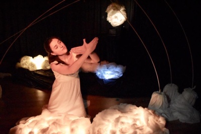 A las nubes. Teatro sensorial