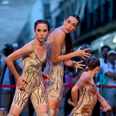«Elipse», de Cía. Danza Vinculados y LamatDance Company. Fotografía de Juan Antonio Cárdenas.